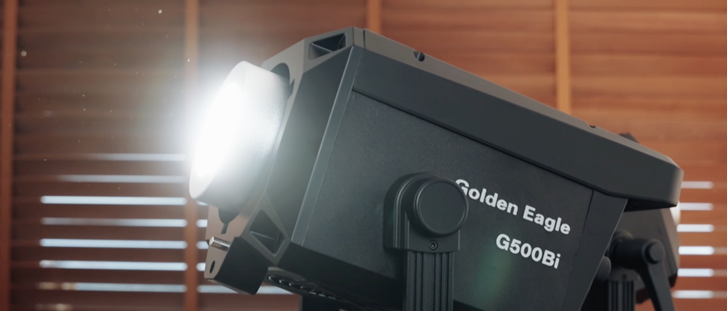 G500Bi bi-colour COB light with the COB running