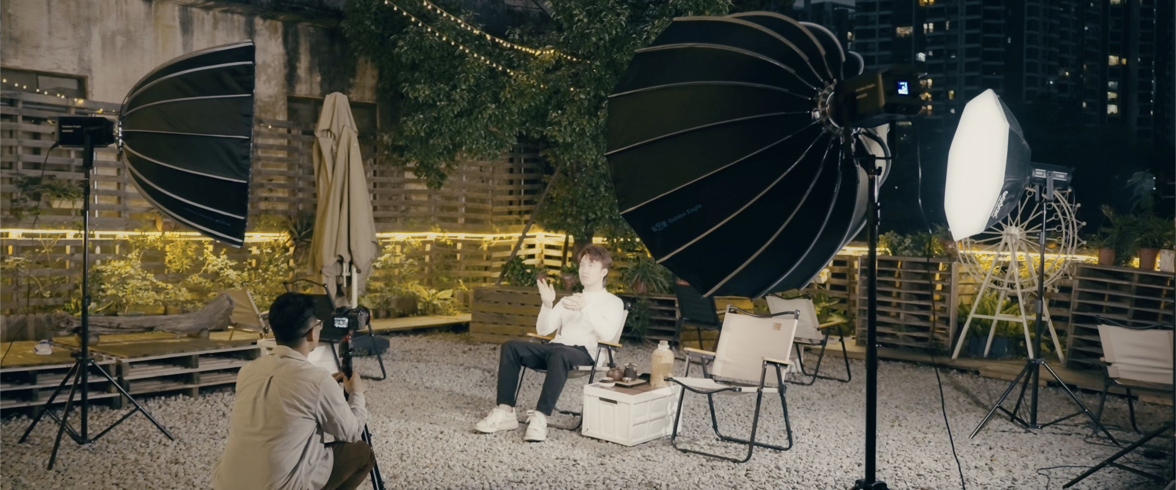 M550Bi and M850Bi lighting a night terrace shoot